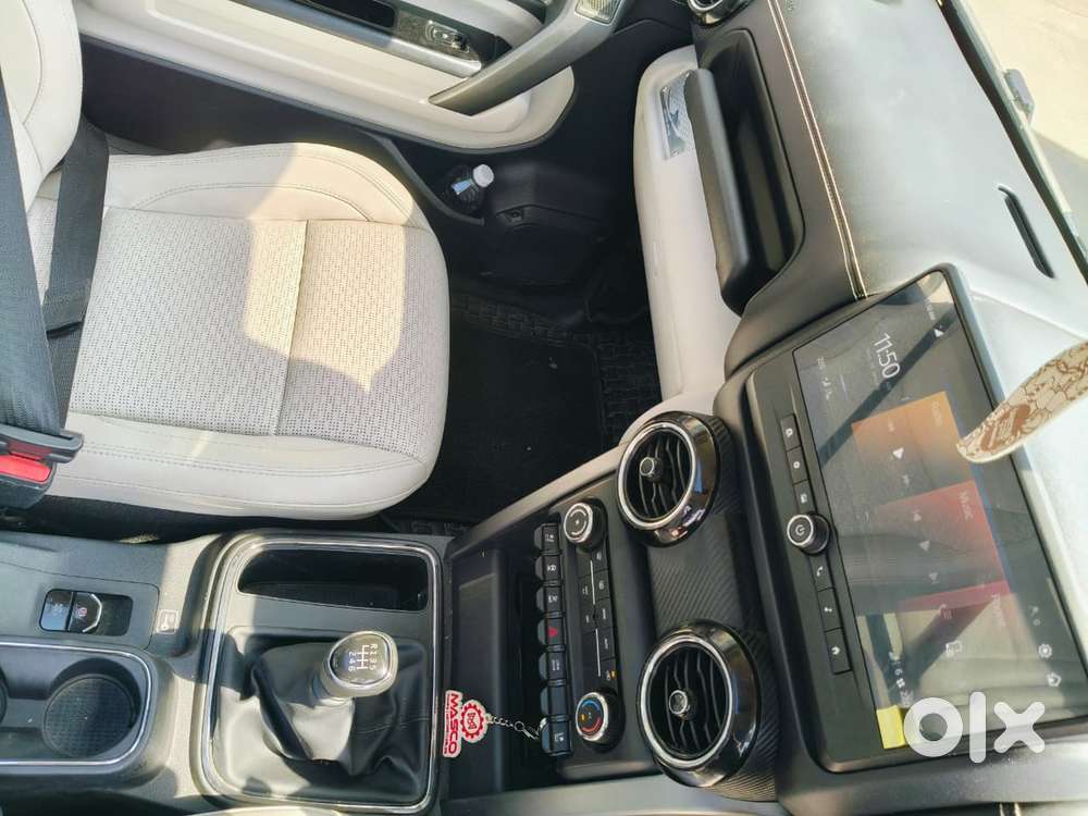 Mahindra Thar Roxx Ax7l Rwd Diesel, 2025, Diesel