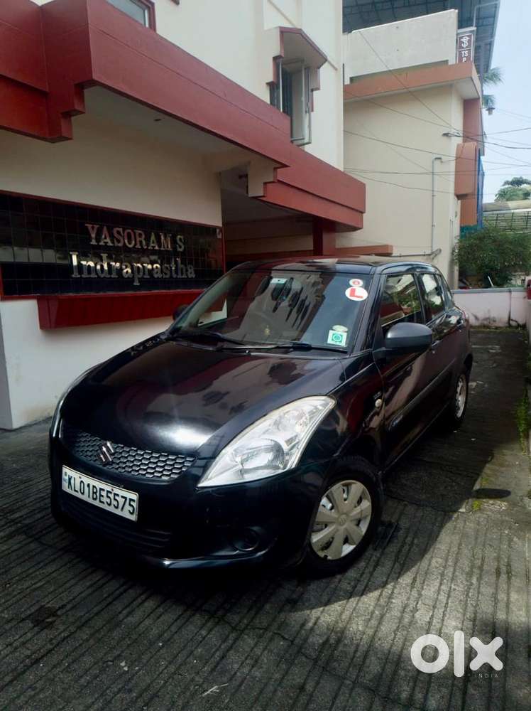 Maruti Suzuki Swift Diesel - 2012 (feb)  Kl-01  Black