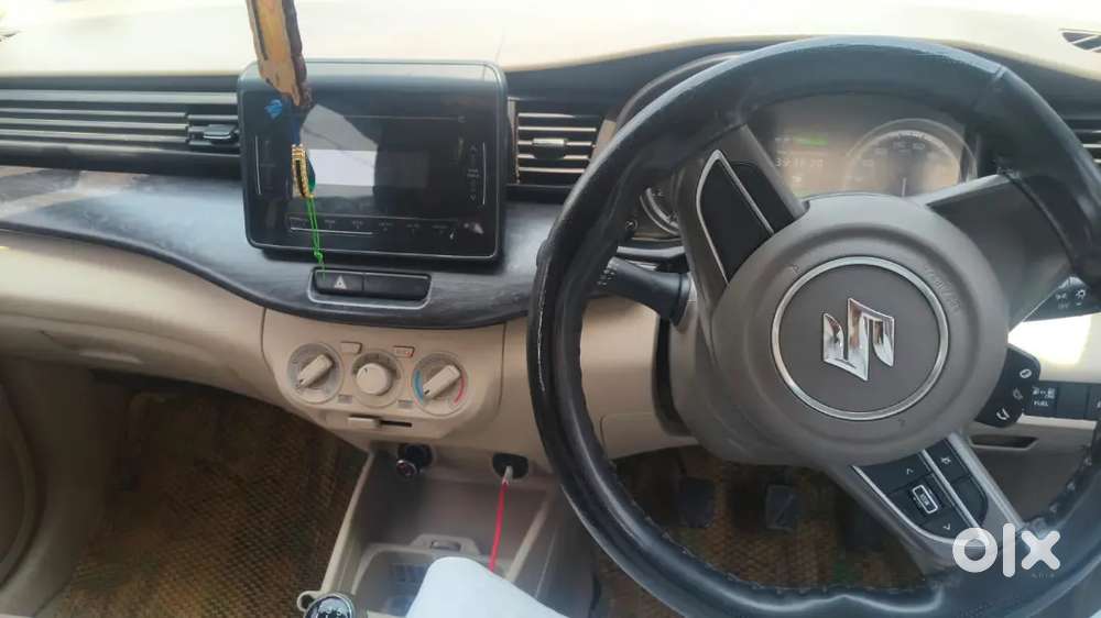 Maruti Suzuki Ertiga 2022 Cng & Hybrids 28500 Km Driven