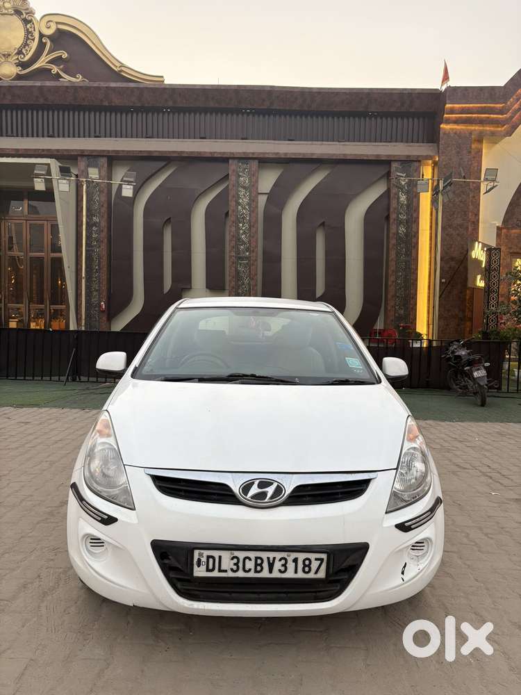 Hyundai I20 Sportz 1.2 Bs-iv, 2011, Petrol