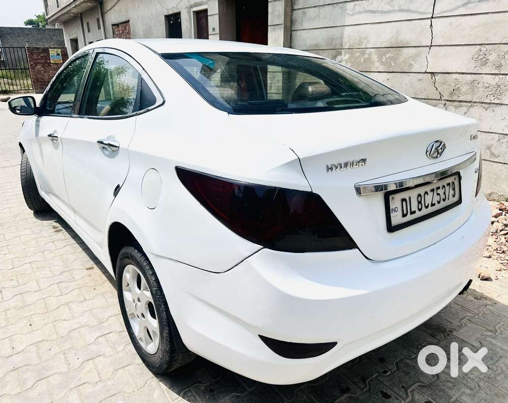 Hyundai Verna 1.6 Crdi Sx Option, 2013, Diesel