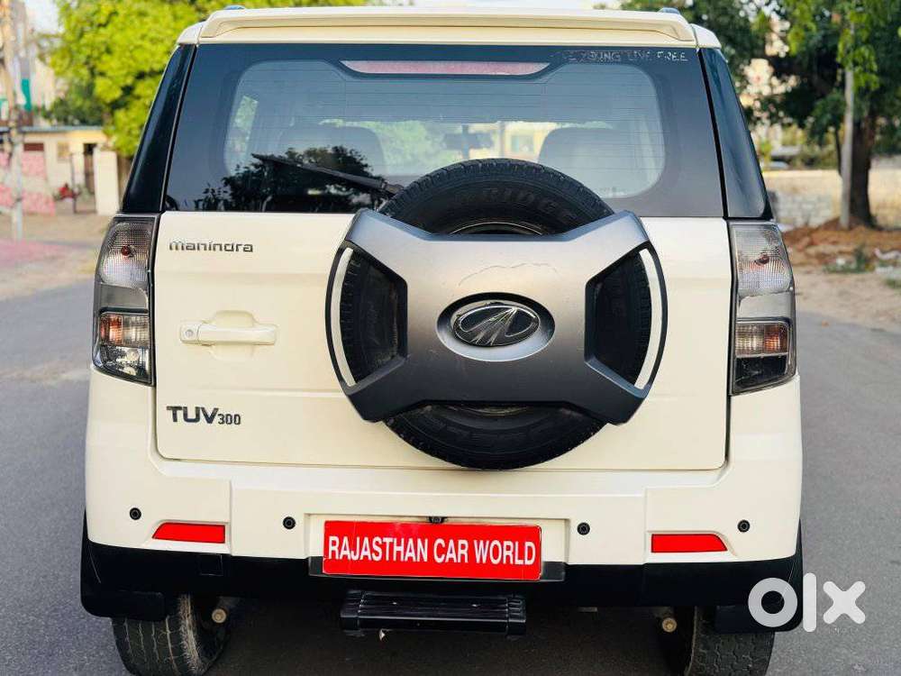 Mahindra Tuv 300 T10, 2020, Diesel