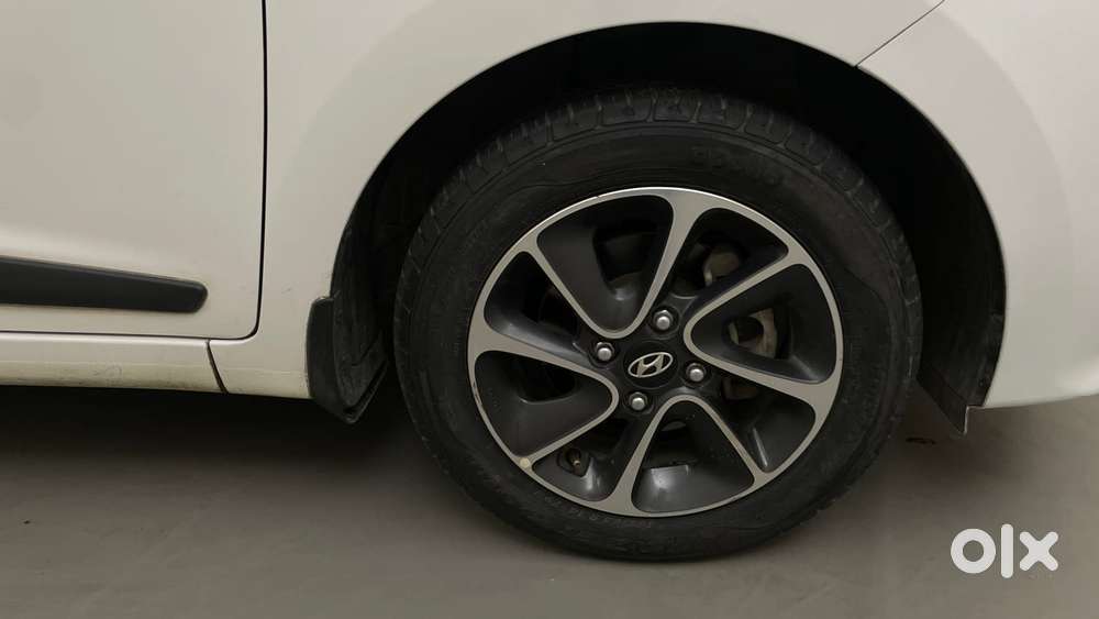 Hyundai Grand I10 [ ] 1.2 Kappa Vtvt Sportz At, 2018, Petrol