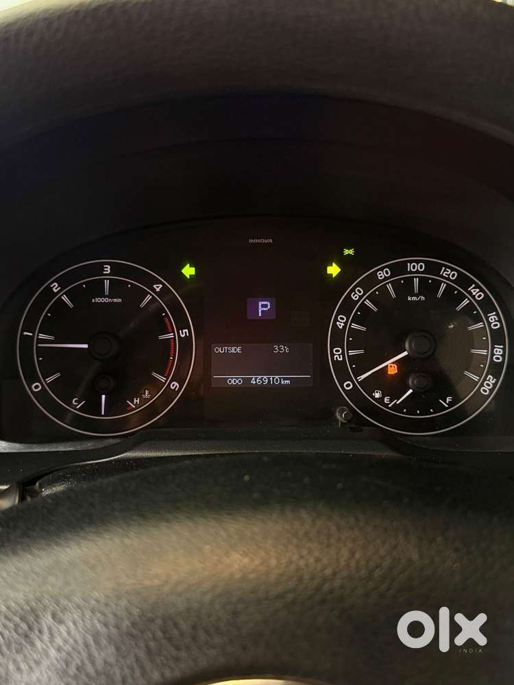 Toyota Innova Crysta 2.8 Gx At 8s, 2016, Diesel
