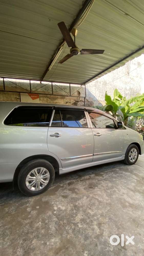 Toyota Innova 2015 Diesel Well Maintained Interior And Exterior