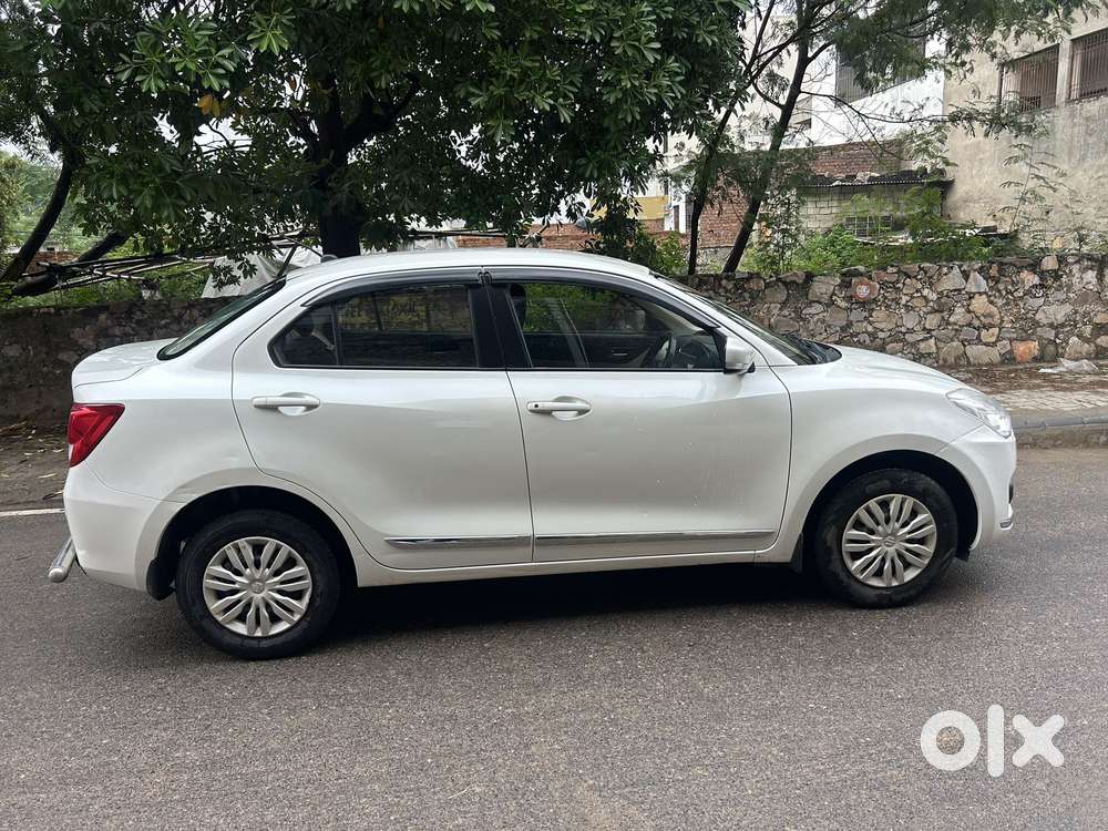 Maruti Suzuki Swift Dzire Vxi Optional, 2020, Petrol