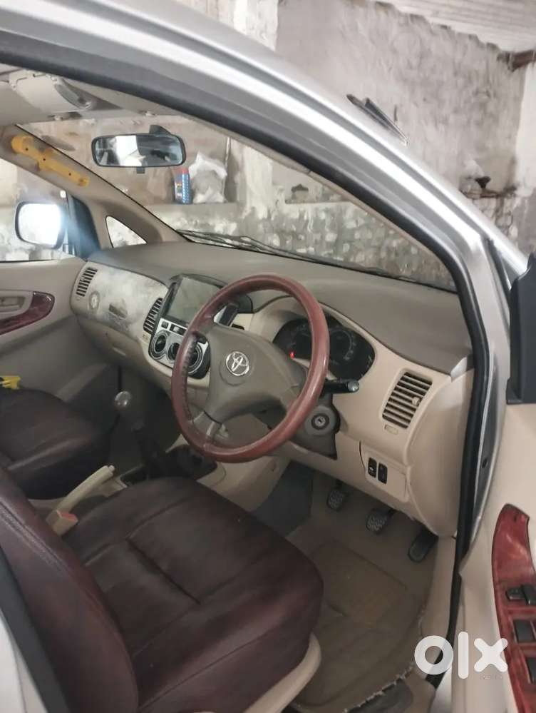 Toyota Innova 2007 Diesel Well Maintained