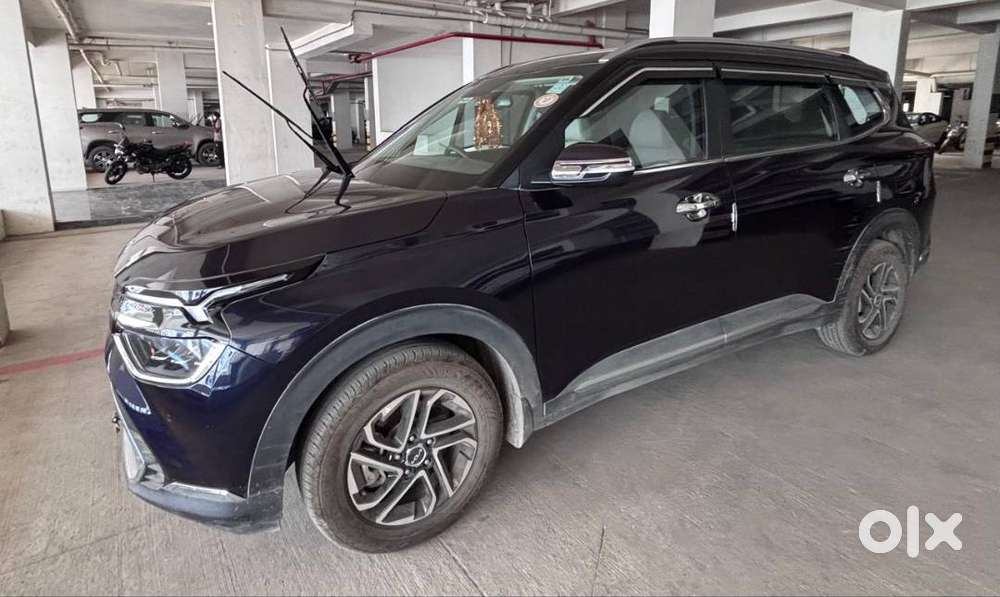 Kia Carens Luxury Imt Imperial Blue Nov 2024 Model Single Handed Sale