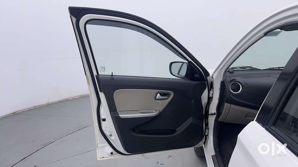 Maruti Suzuki Alto K10 1.0 Vxi Amt, 2016, Petrol