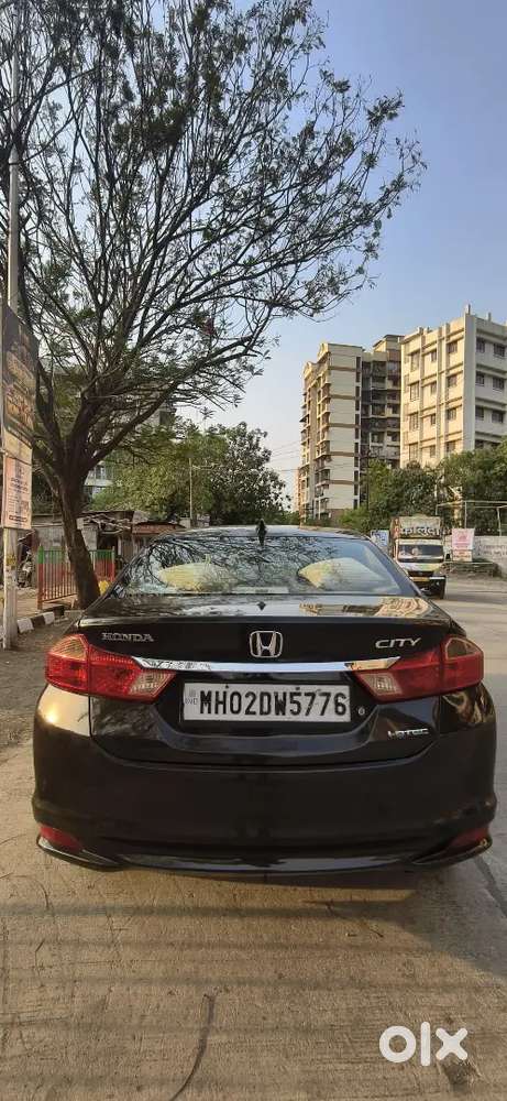 1 Lack 50 Thousand Kilometres Run / Singel Owner / Desiel Engen He /