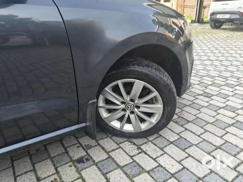 Volkswagen Polo Highline 2017 Dr Driven