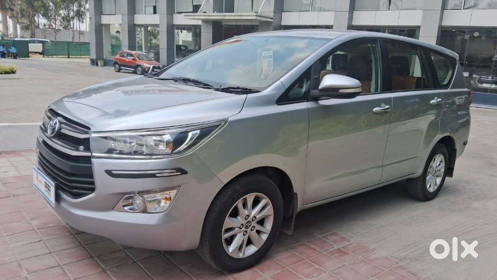 Toyota Innova Crysta 2.4 G Mt 7 Str, 2017, Diesel