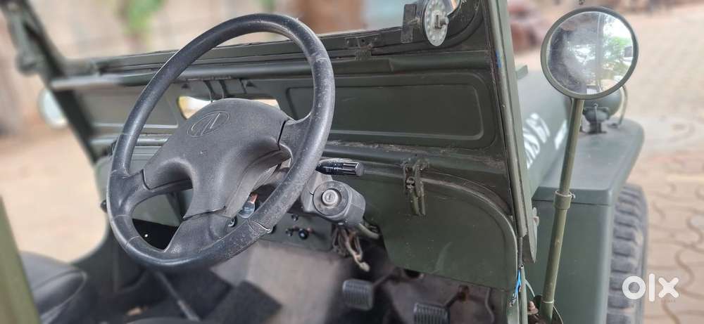Mahindra Willys Low Bonet, 1967, Petrol