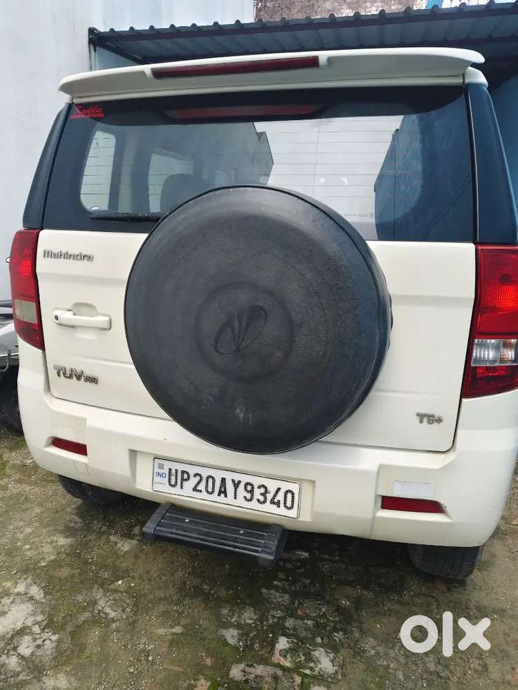 Mahindra Tuv 300 T6+  2017
