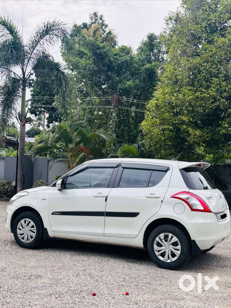 Maruti Swift Petrol 2015