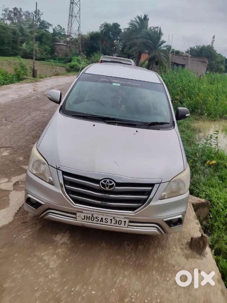 Toyota Innova Diesel 2013 Second
