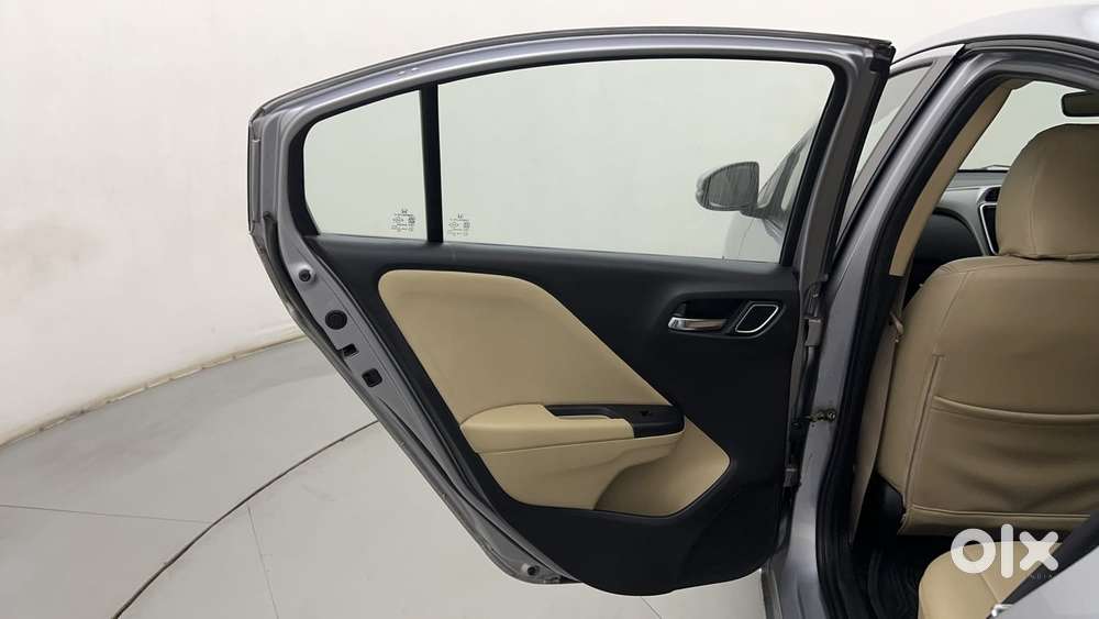 Honda City 1.5 V 4th Gen I-vtec Mt, 2022, Petrol