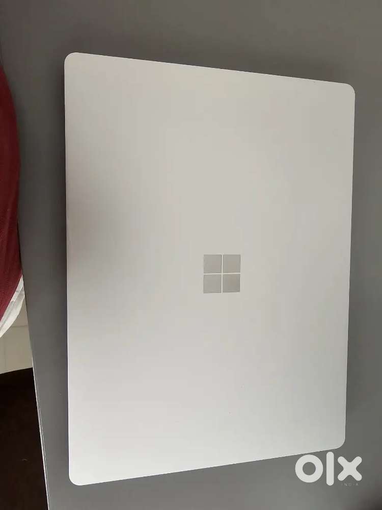 Microsoft Surface Go laptop under warranty, Touchscreen
