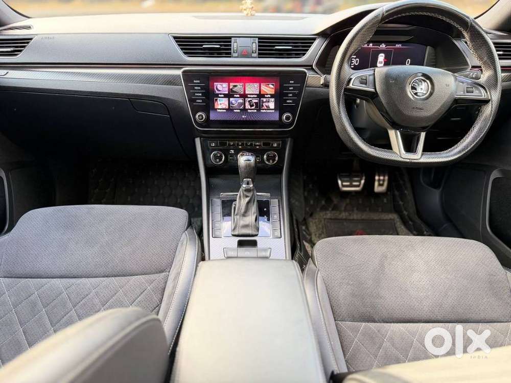 Skoda Superb 2.0 Sportline Tsi At, 2020, Petrol