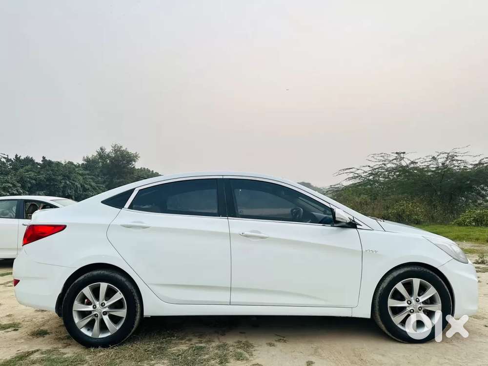 Hyundai Verna Fluidic 1.6 Vtvt Sx, 2013, Petrol