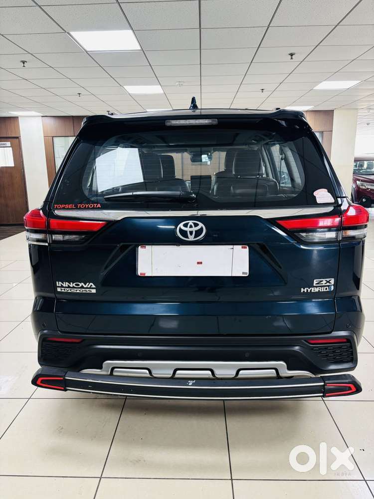 Toyota Innova Hycross 2.0 Zx (o) Hybrid 7 Str, 2023, Cng & Hybrids