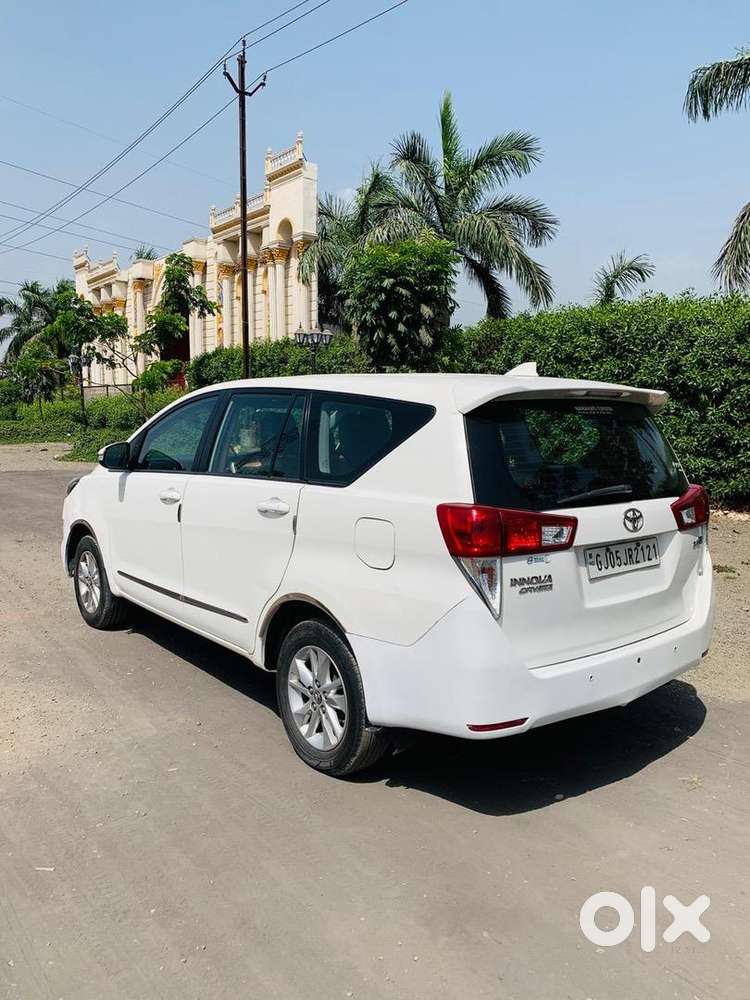 Innova Crysta 2016 Model