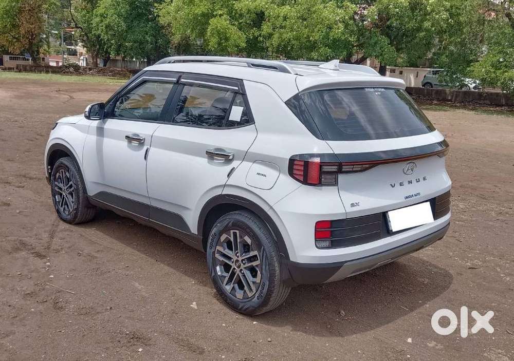 Hyundai Venue, 2024, Petrol