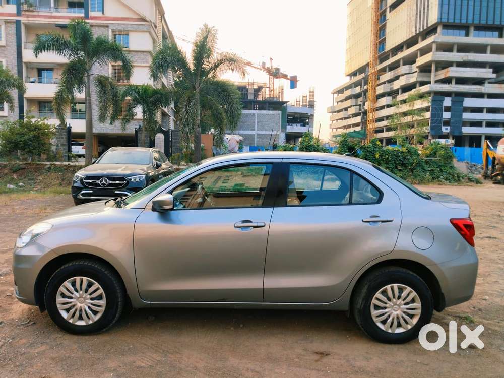 Maruti Suzuki Dzire 1.2 Vxi, 2022, Petrol