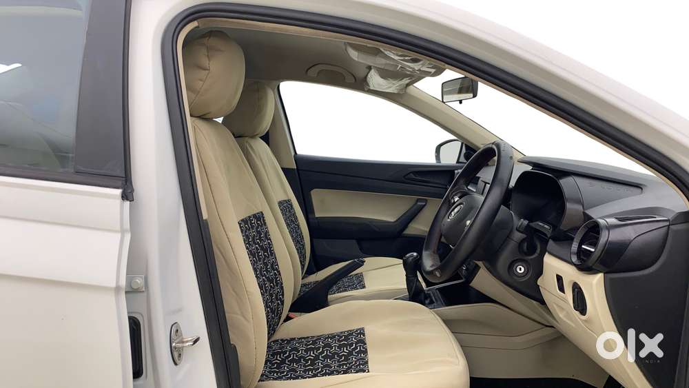 Skoda Slavia Ambition 1.5l Tsi Mt, 2022, Petrol