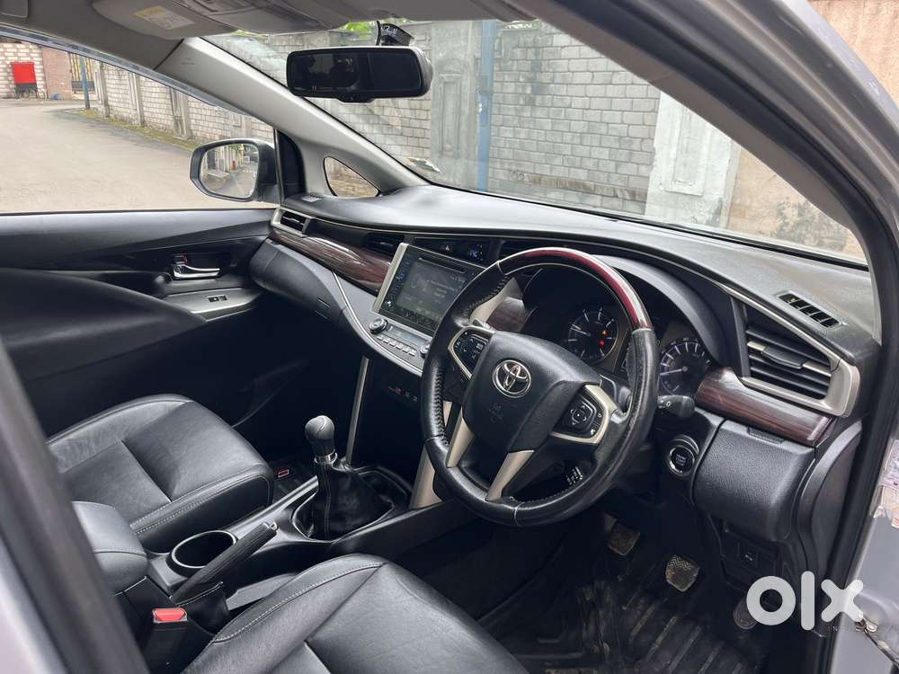 Toyota Innova Crysta 2.4 Zx Mt, 2017, Diesel