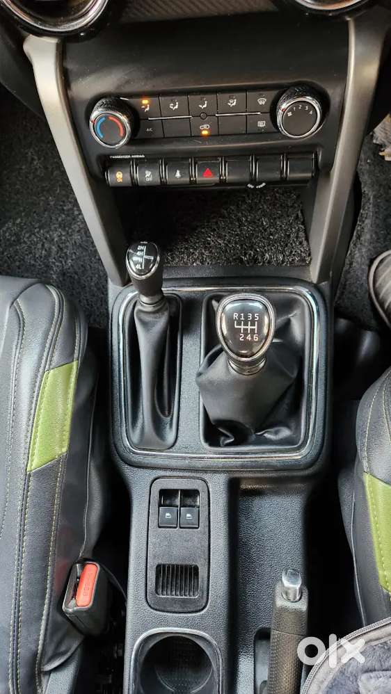 2022 Mahindra Thar Lx Petrol 4wd