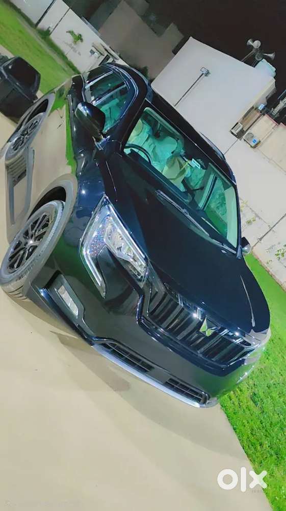 Mahindra Xuv700 2024 Diesel Well Maintained