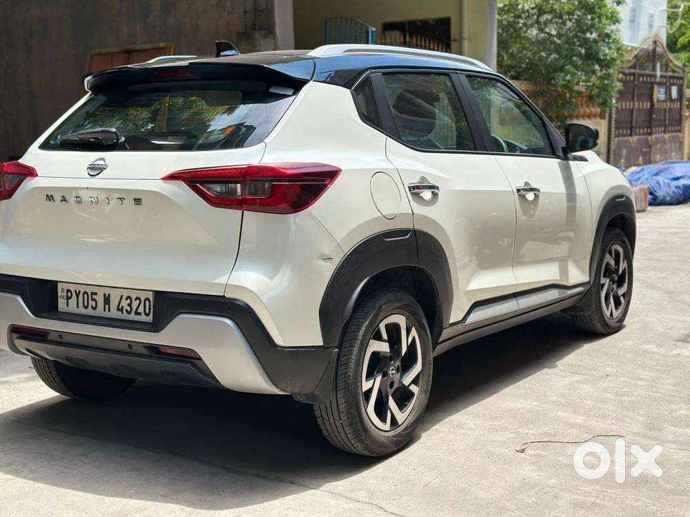 Nissan Magnite 1.0 Xv Dual Tone, 2022, Petrol