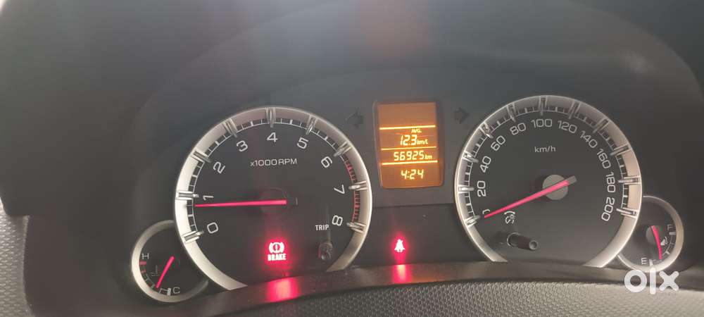 Maruti Suzuki Swift Vxi, 2012, Petrol