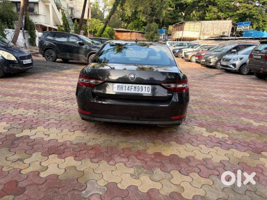 Skoda Superb Style 1.8, 2016, Petrol