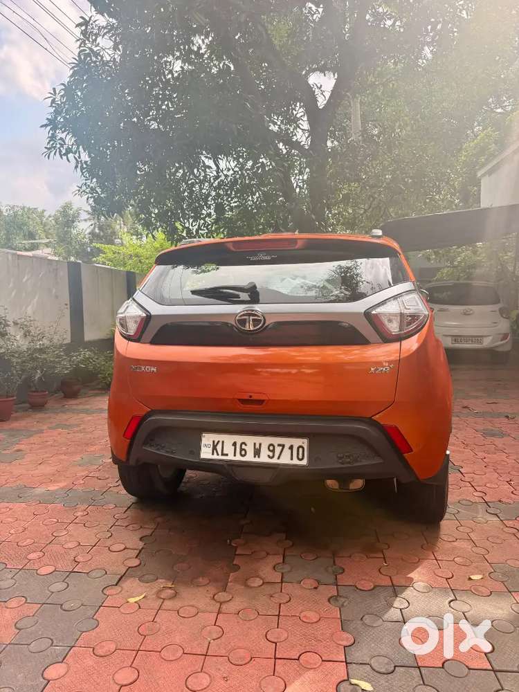 Tata Nexon Revotron 2019 Xza+ Etna Orange