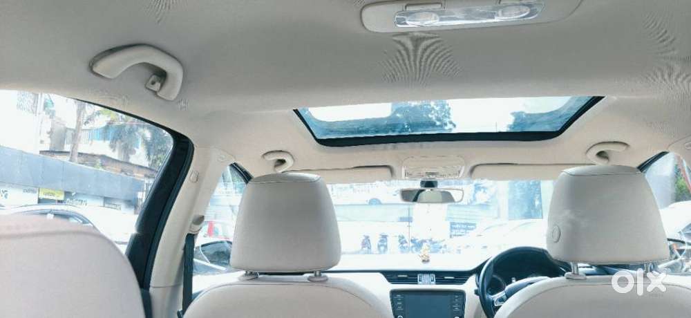 Skoda Octavia 1.8 Tsi At Style, 2018, Petrol
