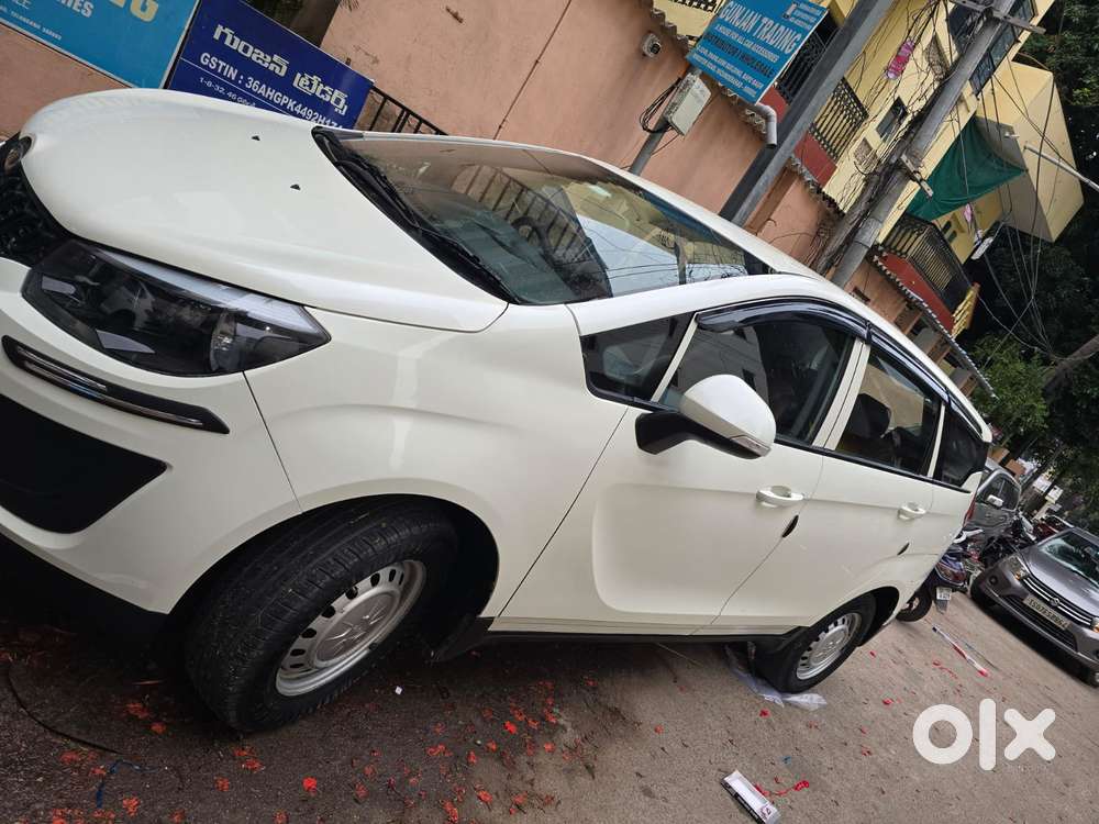 Mahindra Marazzo M2 8str, 2023, Diesel