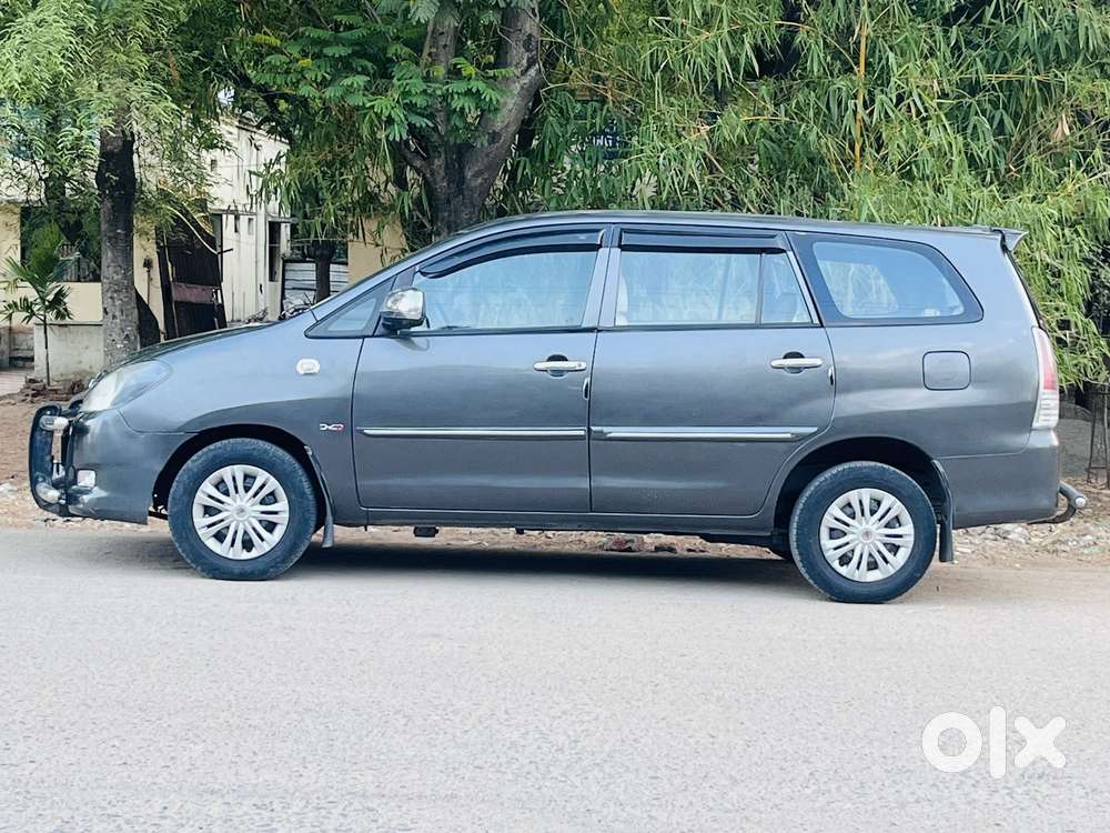 Toyota Innova, 2011, Diesel