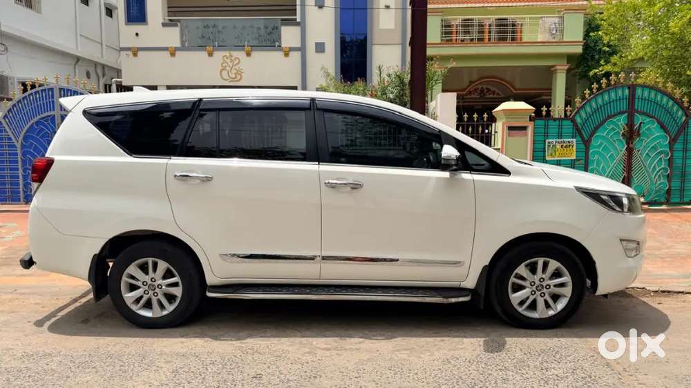 Toyota Innova Crysta 2019 Diesel 8 Setter