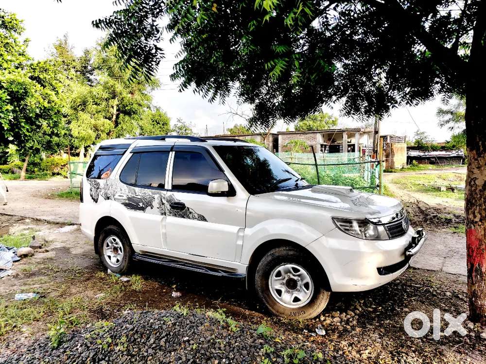 Tata Safari Storme 2014 Diesel Manual Year