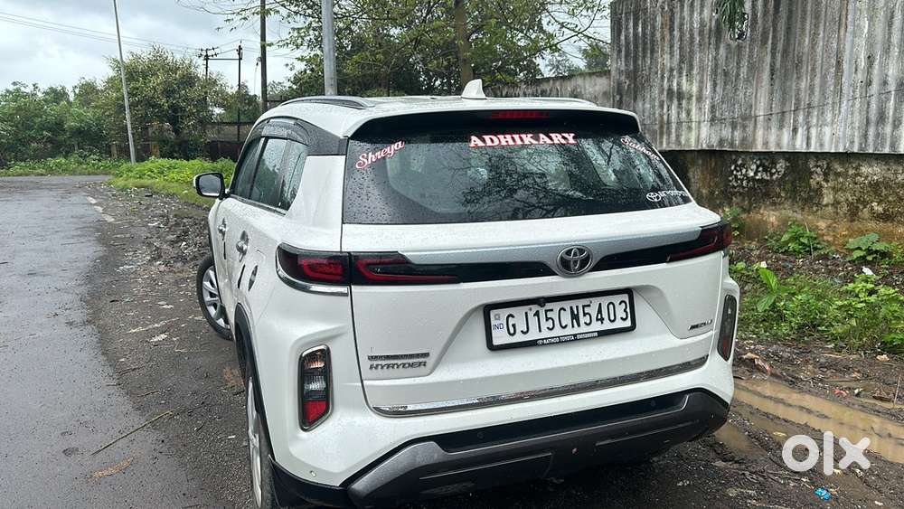 Toyota Urban Cruiser Hyryder 2023 Petrol 26000 Km Driven