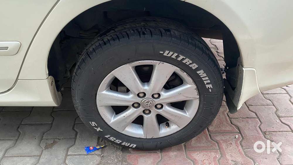 Toyota Corolla Altis 2010-2013 G, 2011, Petrol