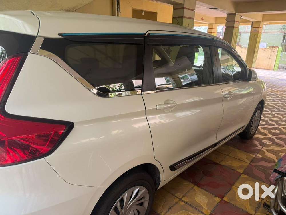 Maruti Suzuki Ertiga 2022 Vxi Cng Varient