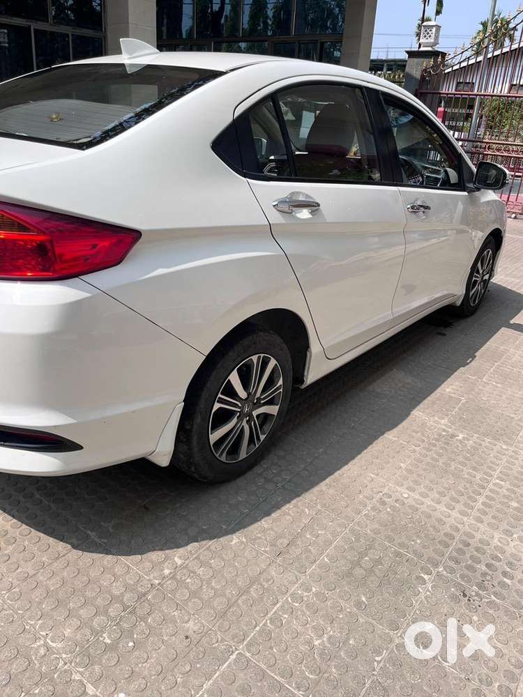 Honda City V 2017 Facelift Model  Petrol Well Maintained