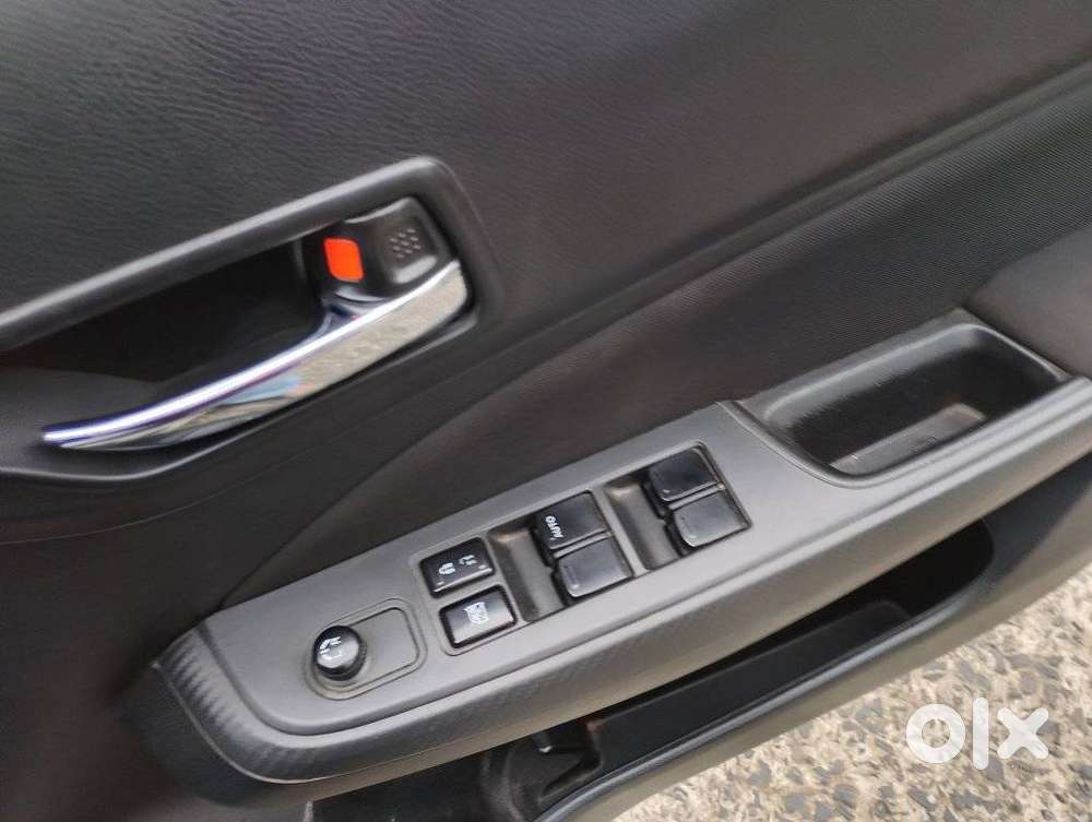 Maruti Suzuki Swift Vxi 1.2 Abs Bs-iv, 2022, Petrol