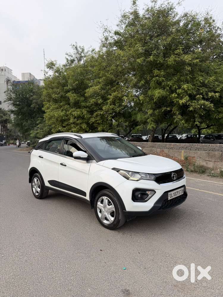 Tata Nexon 1.2 Revotron Xm (s), 2020, Petrol