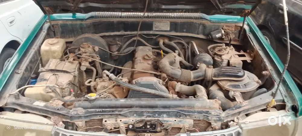 Toyota Qualis 2002 Diesel Well Maintained