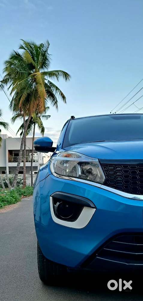 Tata Nexon, 2018, Petrol
