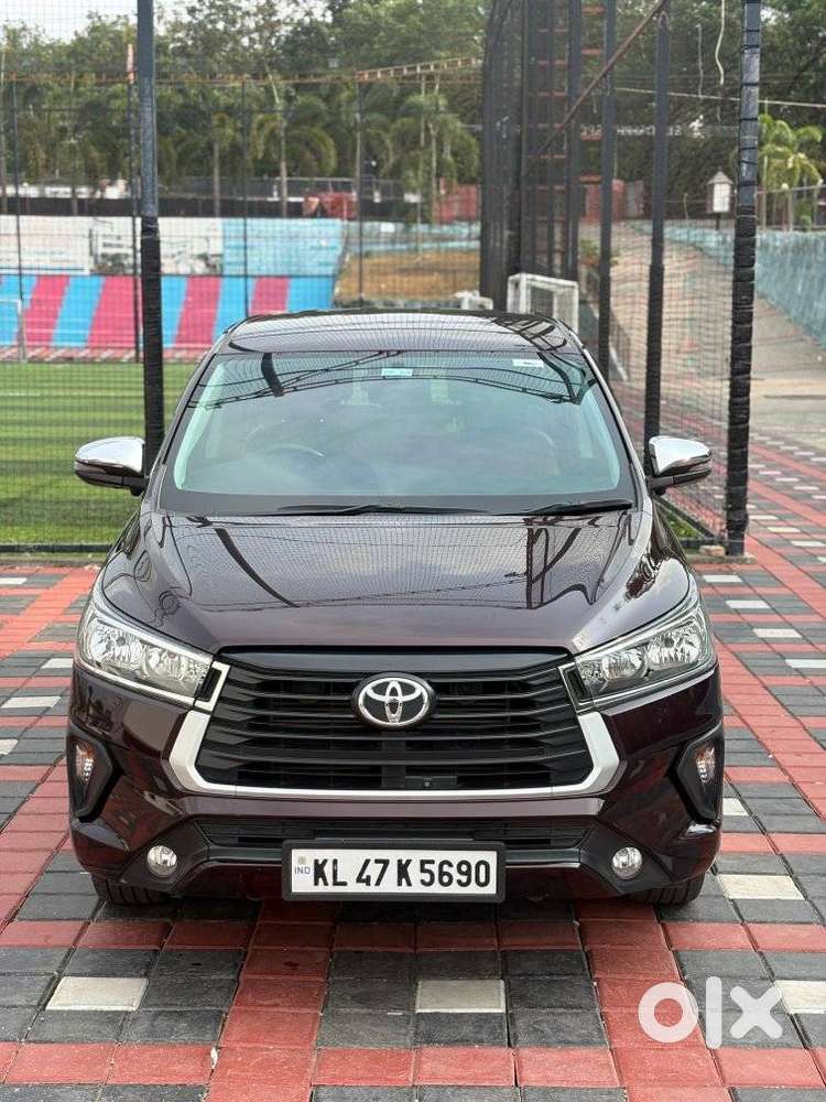 Toyota Innova Crysta [2020-ongoing] 2.4 Gx 8 Str, 2021, Diesel